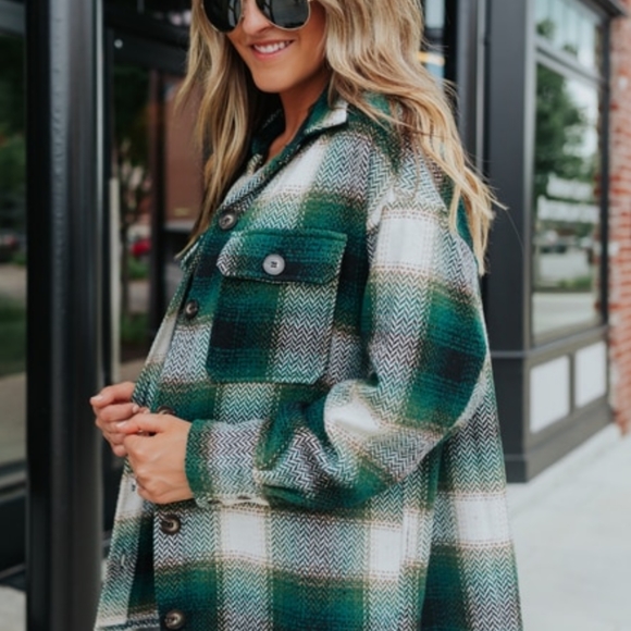 Alley View Green Plaid Flannel Jacket - Picture 2 of 6
